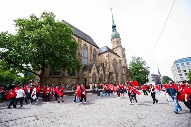 18 06 2024 Football, European Championship 2024 in Germany, fans in Dortmund Turkey Georgia Turkish fans at noon before the match in the city center in front of St Reinhold Church