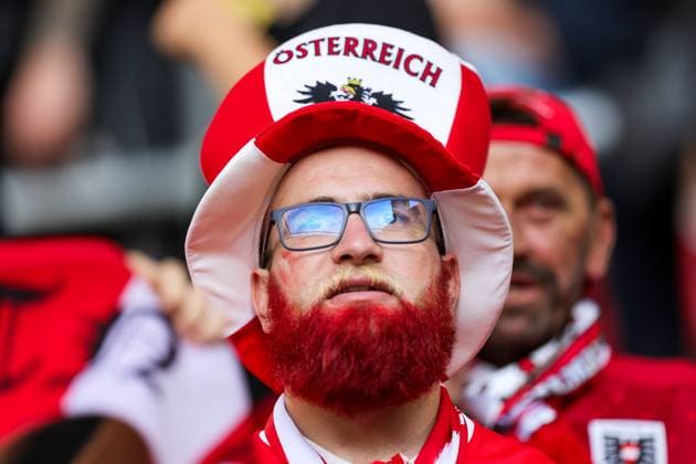 Austria v France Euro 2024 17 06 2024. Group D Austria fans during the Euro 2024 match between Austria and France at Dusseldorf Arena, Dusseldorf, Germany on 17 June 2024. Editorial use only , Copyright: xNigelxKeenex PSI-19819-0049