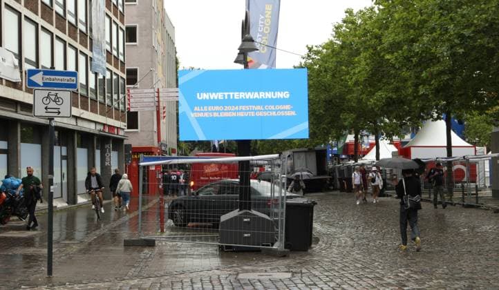 On a digital information board, the city of Cologne announces that the Euro 2024 fan festival will remain closed on Tuesday due to a storm warning Cologne North Rhine-Westphalia