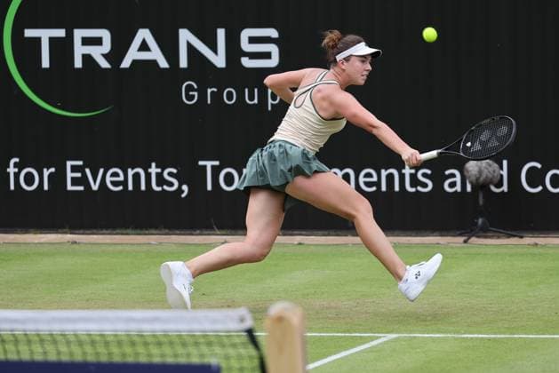 Berlin, 18 06 2024, Tennis ecotrans Ladies Open Berlin at Steffi Graf Stadium Women, Singles, Noskova Czech Republic Kerber Germany Linda Noskova Czech Republic returns a ball ecotrans Ladies Open Berlin 2024