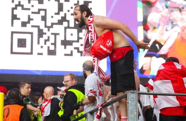 Trouble breaks out between fans in the stands ahead of kick off Turkiye v Georgia, UEFA European Championship, EM, Europameisterschaft 2024, Group F, Football, BVB Stadion, Dortmund, Germany, 18 Jun 2024 EDITORIAL USE ONLY No use with unauthorised audio, video, data, fixture lists, club league logos or live services. Online in-match use limited to 120 images, no video emulation. No use in betting, games or single club league player publications. Copyright: xPaulxCurrie Shutterstockx 14543470as