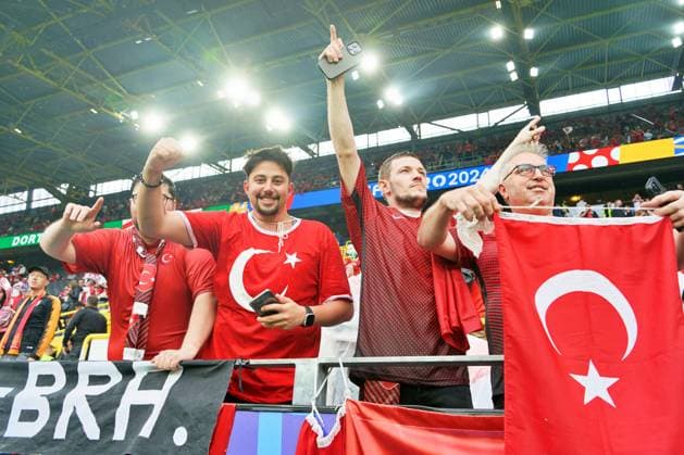 Supporters of Turkey during UEFA EURO, EM, Europameisterschaft,Fussball 2024 - Turkiye vs Georgia, UEFA European Football Championship in Dortmund, Germany, June 18 2024  Copyright: xEmmanuelexMastrodonato IPAxSportx xx IPA_47246438 IPA_Agency_IPA47246438