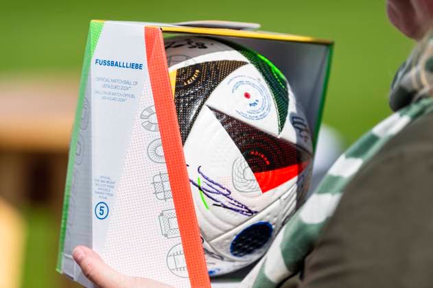 Signed EM ball from the Hungarian team Copyright: xx