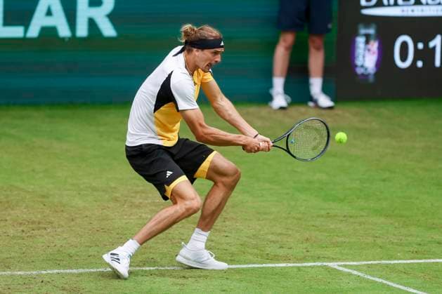 Alexander Zverev Germany controls the ball, TERRA WORTMANN Open 2024, Oscar Otte vs Alexander Zverev, Gerry Weber Stadium, 18 06 2024, Halle, Germany