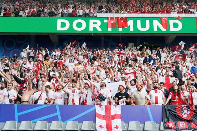 UEFA European Football Championship - UEFA EURO, EM, Europameisterschaft,Fussball 2024 - Turkiye vs Georgia Supporters of Georgia during UEFA Euro 2024 - Turkiye vs Georgia, UEFA European Football Championship in Dortmund, Germany, June 18 2024 Dortmund Germany  Copyright: xIPAxSport ABACAx