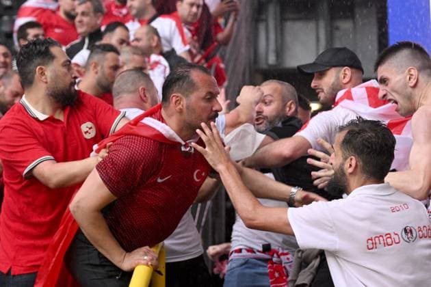 Germany Soccer Euro 2024 Turkey - Georgia 8710599 18.06.2024 Fans of Georgia and Turkey fight in the stands ahead of the UEFA EURO, EM, Europameisterschaft,Fussball 2024 Group F soccer match between Turkey and Georgia at the BVB Stadion in Dortmund, Germany. Alexey Filippov Sputnik Dortmund Germany  Copyright: xAlexeyxFilippovx