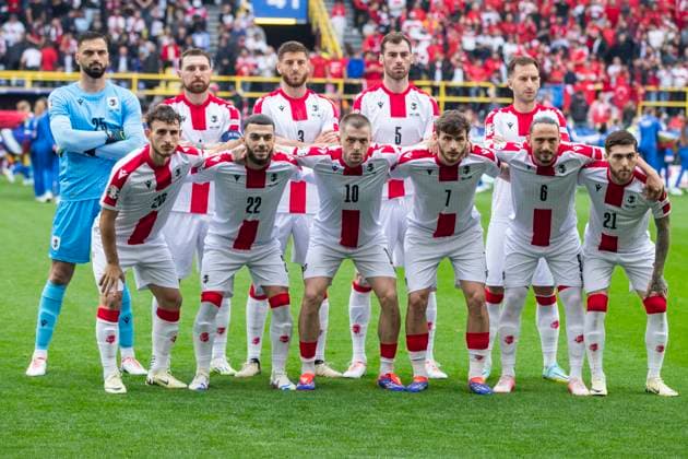 UEFA EURO 2024 Turkey Georgia 18 06 2024 Team photo Georgia UEFA EURO 2024 Turkey Georgia Stadium Dortmund, Dortmund on 18 06 2024 Copyright: xBEAUTIFULxSPORTS Meuselx