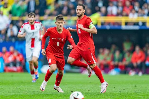 Hakan Calhanoglu Turkey, 10 Arda Gueler Turkey, 8 Turkey vs Georgia, Men, Football, 1 Matchday, EURO 2024, 18 06 2024, European Championship, Group F Turkey vs Georgia, Men, Football, 1 Matchday, EURO 2024, 18 06 2024, European Championship, Group F Dortmund Copyright: xEibner-Pressefoto BahhoxKarax EP_TUR