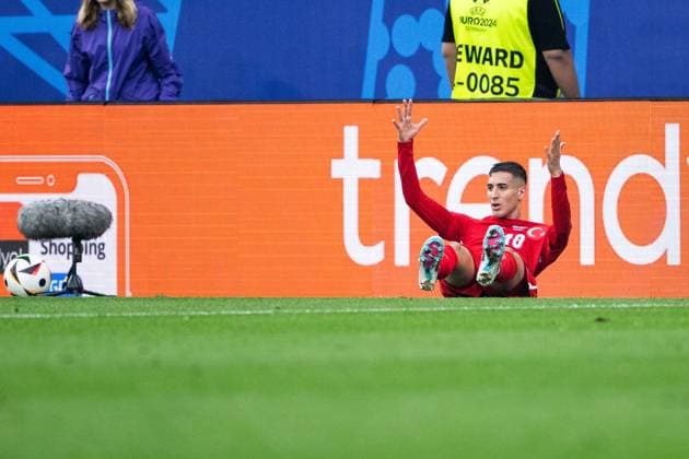 240618 Mert Muldur of Türkiye reacts during the UEFA Euro 2024 Football Championship match between Türkiye and Georgia on June 18, 2024 in Dortmund Photo Jesper Zerman BILDBYRAN kod JZ JZ0541 fotboll football soccer fotballs em europamästerskap em uefa euro uefa european football championship euro 2024 türkiye georgien georgia bbeng turkiet turkey  Copyright: JESPERxZERMAN BB240618JZ060