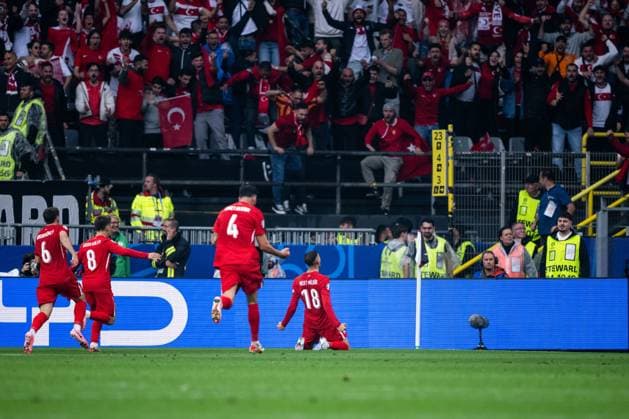 240618 Mert Muldur of Türkiye celebrates after 1 0 during the UEFA Euro 2024 Football Championship match between Türkiye and Georgia on June 18, 2024 in Dortmund Photo Jesper Zerman BILDBYRAN kod JZ JZ0541 fotboll football soccer fotballs em europamästerskap em uefa euro uefa european football championship euro 2024 türkiye georgien georgia bbeng turkiet turkey jubel  Copyright: JESPERxZERMAN BB240618JZ064