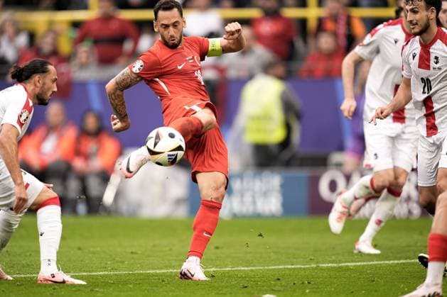 Turkey s Hakan Calhanoglu during the Euro 2024 soccer match between Turkey and Georgia at the Signal Iduna Park, Dortmund, Germany - Tuesday 18, 2024. - Soccer.  Copyright: xFabioxFerrari LaPressex