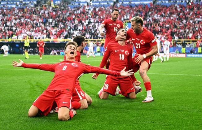 Football, European Championship, EURO 2024, Group F, Signal Iduna Park Dortmund Turkey Georgia Cheering Mert Müldür TUR after his goal for 1 0, together with Arda Güler TUR , Baris Alper Yilmaz TUR , Hakan Calhanoglu TUR Cheering, joy, action