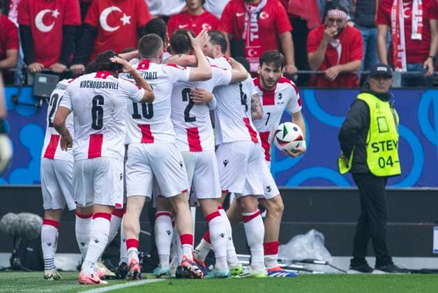 UEFA EURO 2024 Turkey Georgia 18 06 2024 Cheers after Georges Mikautadzes goal Georgia, 22 UEFA EURO 2024 Turkey Georgia Dortmund Stadium, Dortmund on 18 06 2024 Copyright: xBEAUTIFULxSPORTS Meuselx