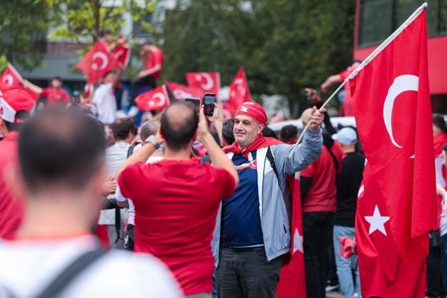 18 06 2024, Football, European Championship 2024, EM2024, Turkey Georgia, Turkey fans celebrate in Dortmund, Dortmund city center NRW Germany xRHR PHOTO ENx Copyright: DennisxEwert RHR-FOTOx RHR-FOTO DE