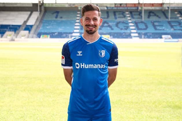 Alexander Nollenberger 1 FC Magdeburg,17 2 Soccer Bundesliga Season 2024 2025 Photo session 1 FC Magdeburg with new additions and team in the new home jersey in the AVNET Arena in Magdeburg Soccer,Man,Men,Germany,18 06 2024