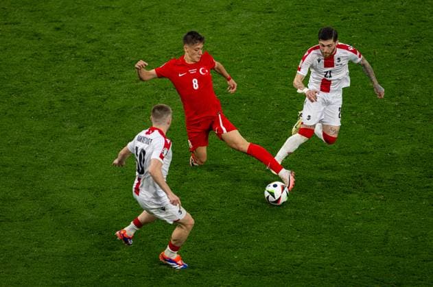 Football - UEFA EURO, EM, Europameisterschaft,Fussball 2024 - Group F - Turkey v Georgia DORTMUND, GERMANY - Tuesday, June 18, 2024: Turkey s Arda Güler during the UEFA Euro 2024 Group F match between Turkey and Georgia at the Westfalenstadion. (Photo by David Rawcliffe Propaganda) DORTMUND Westfalenstadion NORTH RHINE-WESTPHALIA GERMANY  Copyright: xDavidxRawcliffex P2024-06-18-Turkey_Georgia-58