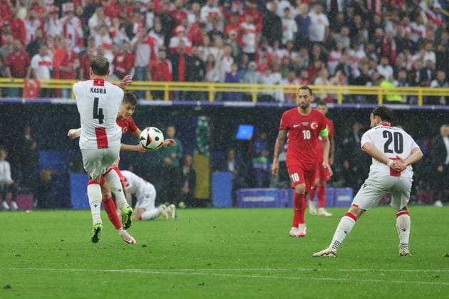 Turkey v Georgia Euro 2024 18 06 2024. Group F Goal 2-1 Arda Guler of Turkey scores a goal during the Euro 2024 match between Turkey and Georgia at BVB Stadion, Dortmund, Germany on 18 June 2024. Dortmund BVB Stadion Greater London Germany Editorial use only , Copyright: xNigelxKeenex PSI-19820-0036