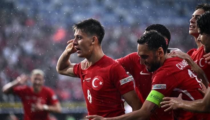 Mg Dortmund (Germania) 18 06 2024 - Euro 2024 Turchia-Georgia foto Matteo Gribaudi Image nella foto: esultanza gol gol Arda Guler 
