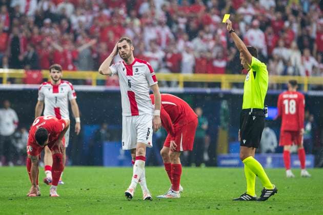 UEFA EURO 2024 Turkey Georgia 18 06 2024 Solomon Kverkvelia Georgia, 5 sees yellow card UEFA EURO 2024 Turkey Georgia Dortmund Stadium, Dortmund on 18 06 2024 Copyright: xBEAUTIFULxSPORTS Meuselx