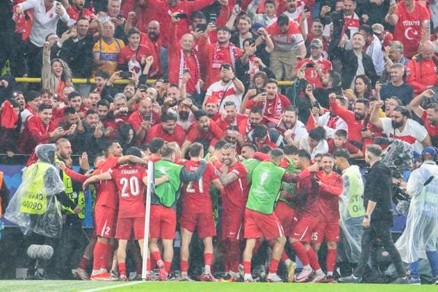 UEFA EURO 2024 Turkey Georgia 18 06 2024 Cheering after scoring the 3 1 final goal for Turkey UEFA EURO 2024 Turkey Georgia Dortmund Stadium, Dortmund on 18 06 2024 Copyright: xBEAUTIFULxSPORTS Meuselx