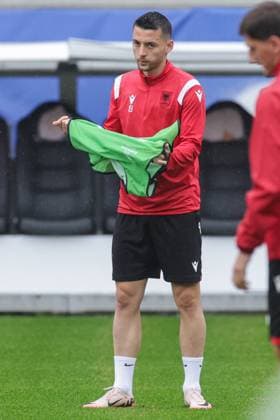 EURO 2024, Nationalteam Albanien, Training Albania Training Session: Group B - UEFA EURO, EM, Europameisterschaft,Fussball 2024 Arber Hoxha of Albania during Albanian National Football Team training session at Millerntor Stadium on June 18, 2024 in Hamburg, Germany. LukaxStanzl PIXSELL