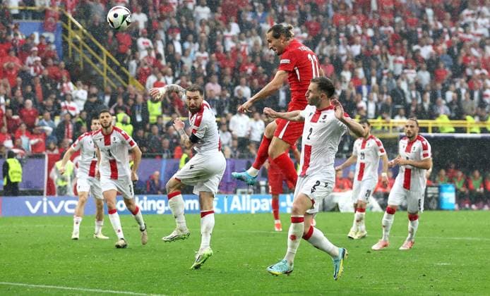 Yusuf Yazici of Türkiye has a header saved Turkiye v Georgia, UEFA European Championship, EM, Europameisterschaft 2024, Group F, Football, BVB Stadion, Dortmund, Germany, 18 Jun 2024 EDITORIAL USE ONLY No use with unauthorised audio, video, data, fixture lists, club league logos or live services. Online in-match use limited to 120 images, no video emulation. No use in betting, games or single club league player publications. Copyright: xPaulxCurrie Shutterstockx 14543470dw