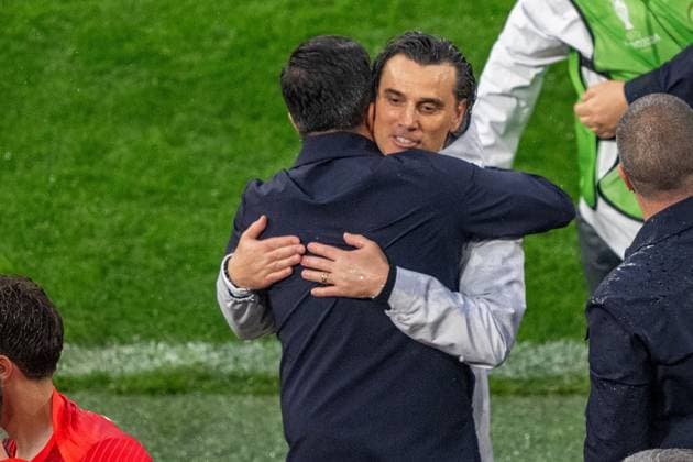 GER, EURO 2024, Group F, Turkey Tur vs Georgia GEO 18 06 2024, BVB Stadium Dortmund, Dortmund, GER, EURO 2024, Group F, Turkey Tur vs Georgia GEO In the picture Vincenzo Montella Turkey TUR, Head coach Receives congratulations Cheers of the Turkish national team after the victory with 3 1 Gestures, facial expressions, emotions Happiness Joy Joy on the way to the dressing room Hugging nordphotoxGmbHxx xDenkinger nph00015