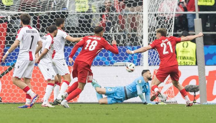 Turkiye v Georgia: Group F - UEFA EURO, EM, Europameisterschaft,Fussball 2024 Mert Muldur (TUR) and Baris Alper Yilmaz (TUR) are celebrating during the Turkey vs. Georgia match at UEFA Euro 2024 in Dortmund, Germany, on June 18, 2024. Dortmund Germany  Copyright: xFotoxOlimpikx originalFilename:jastrzebowski-turkeyvs240618_npNdC.jpg