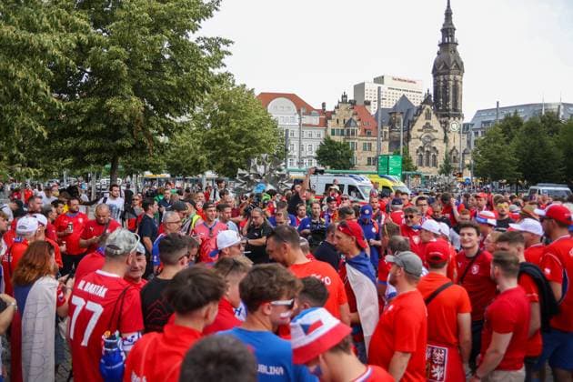 Leipzig Thousands of Czechs walk through Leipzig Fan march from the city center to the stadium 18 06 2024 from Leipzig city area Before the first European Championship match in Leipzig between Portugal and the Czech Republic, several thousand Czechs formed a fan march between Leipzigs Richard Wagner Square and the stadium During the march, they set off pyrotechnics, but the march remained peaceful, according to a police spokesman Most of the fans are now in the stadium The match starts at 9 pm The police are on duty with more than 2,000 forces from Saxony, other federal states as well as from the Czech Republic and Portugal Leipzig Saxony Germany Copyright: xEHLxMediax 240618_em-fanmarsch-tschechien-leipzig_3
