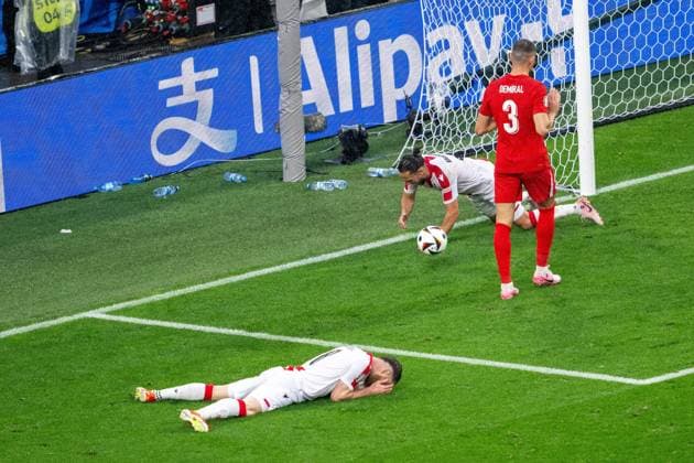 GER, EURO 2024, Group F, Turkey Tur vs Georgia GEO 18 06 2024, BVB Stadium Dortmund, Dortmund, GER, EURO 2024, Group F, Turkey Tur vs Georgia GEO In the picture disappointed disappointed sad defeat dissapointed missed opportunity Giorgi Kochorashvili Georgia GEO, 06 Budu Zivzivadze Georgia GEO, 08 nordphotoxGmbHxx xDenkinger nph00015