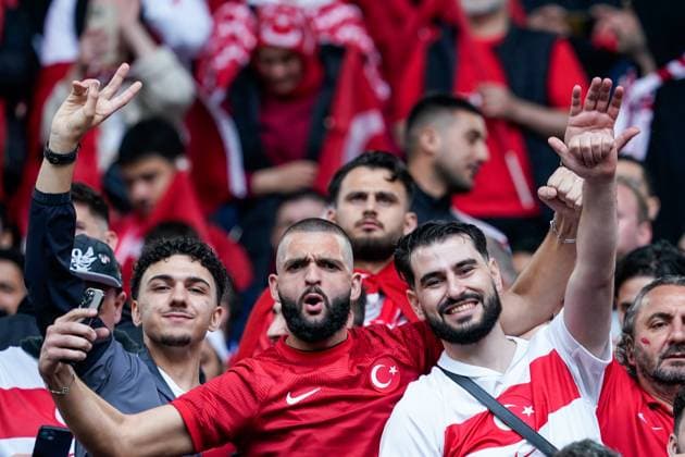 Dortmund, Germany, June 18th 2024: Fans of Turkiye during the UEFA EURO, EM, Europameisterschaft,Fussball 2024 Germany Group F football match between Turkiye and Georgia at BVB Stadion Dortmund in Dortmund, Germany. (Daniela Porcelli SPP) Copyright: xDanielaxPorcellix xSPPx spp-en-DaPoSp-20240618-_DP10804