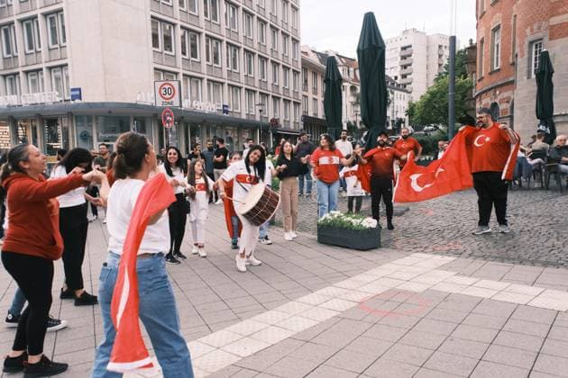 18 06 2024 Kassel European Football Championship 2024 UEFA EURO 2024 Turkish fans celebrate in Kassel after the Turkish European Championship teams victory over Georgia