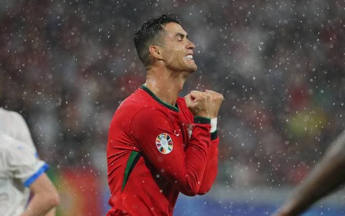 Cristiano Ronaldo disappointed after missed goal chance Disappointment Sport Football Soccer European Championship Euro 2024 European Championship Men Season 2023 2024 18 06 2024 Portugal POR vs Czech Republic CZE in Leipzig DFL regulations prohibit any use of photographs as image sequences and or quasi video