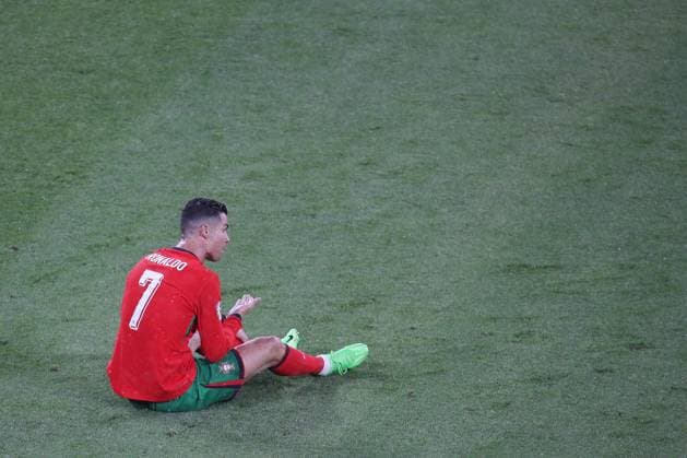 Leipzig, Saxony-Anhalt, Germany, 18 06 2024 Red Bull Arena European Football Championship 2024, Group F, Portugal Czech Republic Cristiano Ronaldo sits on the pitch Copyright: xdtsxNachrichtenagenturx dts_40677
