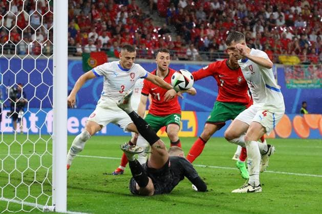 Portugal Czech Republic UEFA EURO 2024 Leipzig, 18 06 2024, Leipzig Stadium, UEFA EURO 2024 Germany , Gr F Preliminary Round , PORTUGAL vs CZECH REPUBLIC , In picture Goal for Portugal, Robin Hranac 4, Czech Republic scores own goal