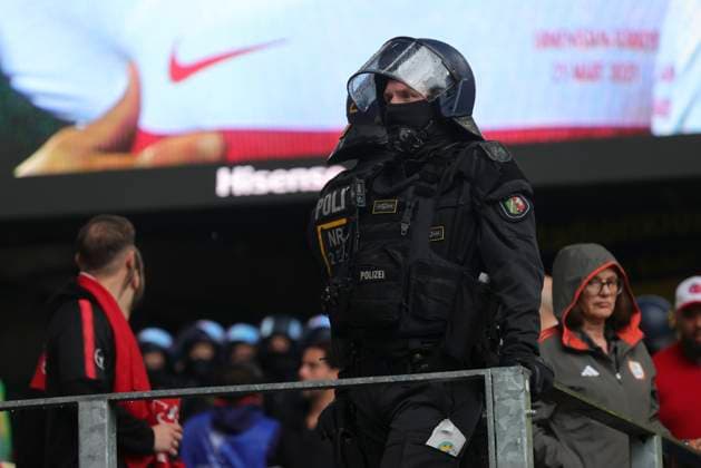 Turkey v Georgia UEFA EURO, EM, Europameisterschaft,Fussball 2024 Group F After fighting between the two sets of fans Police kept a strong presence before the UEFA Euro 2024 Group F match between Turkey and Georgia at Signal Iduna Park, Dortmund Copyright: xPaulxChestertonx FIL-20283-0128 UK Newspapers OUT