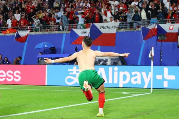 Portugal Czech Republic UEFA EURO 2024 Leipzig, 18 06 2024, Leipzig Stadium, UEFA EURO 2024 Germany , Gr F Preliminary Round , PORTUGAL vs CZECHIA 2 1 0 0 , In the picture goal for Portugal, goal celebration after the 2 1, scorer Francisco Conceicao 26, Portugal