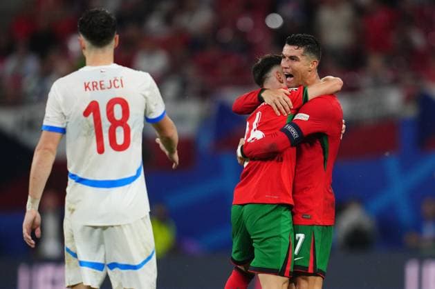 GER: Portugal v Czechia. UEFA EURO, EM, Europameisterschaft,Fussball 2024 Cristiano Ronaldo with Francisco Conceicao of Portugal during the UEFA Euro 2024 match between Portugal and Czechia, Group F, date 1, played at Red Bull Arena Stadium on June 18, 2024 in Leipzig, Germany. kpng Copyright: xBaguxBlancox xPRESSINPHOTOx PS_240618_POR_REP_051