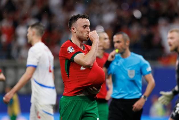 Diogo Jota celebrates after unalloyed goal during UEFA EURO, EM, Europameisterschaft,Fussball 2024 game between national teams of Portugal and Czech Republic at Red Bull Arena, Leipzig, Germany (Maciej Rogowski) Leipzig Red Bull Arena Germany Copyright: xMaciejxRogowskix portugalczech-20