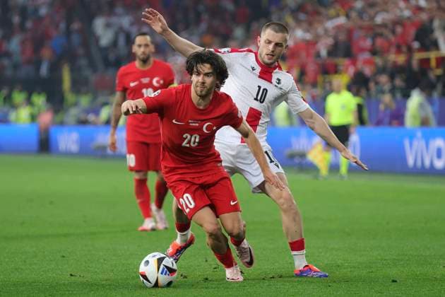 Turkey v Georgia UEFA EURO, EM, Europameisterschaft,Fussball 2024 Group F Ferdi KadÄ±oÄülu of Turkey and Giorgi Chakvetadze of Georgia in action during the UEFA Euro 2024 Group F match between Turkey and Georgia at Signal Iduna Park, Dortmund Copyright: xPaulxChestertonx FIL-20283-0253 UK Newspapers OUT