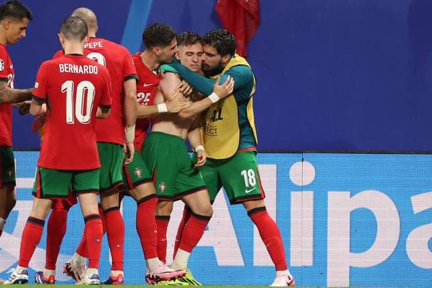 Leipzig Stadium Leipzig, Tuesday, June 18, 2024 UEFA EURO 2024 Germany, Group F stage Matchday 1 Group F Portugal Czechia, Pedro Neto Portugal , Francisco Conceicao Portugal cries, Ruben Neves Portugal Torjubel, Goal celebration, celebrate the goal Copyright: JoaquimxFerreira
