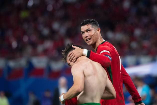 Cristiano Ronaldo Portugal, 07 , Francisco Fernandes Da Conceicao Portugal, 26 celebrating the goal for 2 1, GER, Portugal POR vs Czech Republic CZE , European Football Championship, UEFA EURO 2024, Group F, Matchday 1, 18 06 2024 GER, Portugal POR vs Czech Republic CZE , European Football Championship, UEFA EURO 2024, Group F, Matchday 1, 18 06 2024 Leipzig Copyright: xEibner-Pressefoto Memmlerx EP_MMR