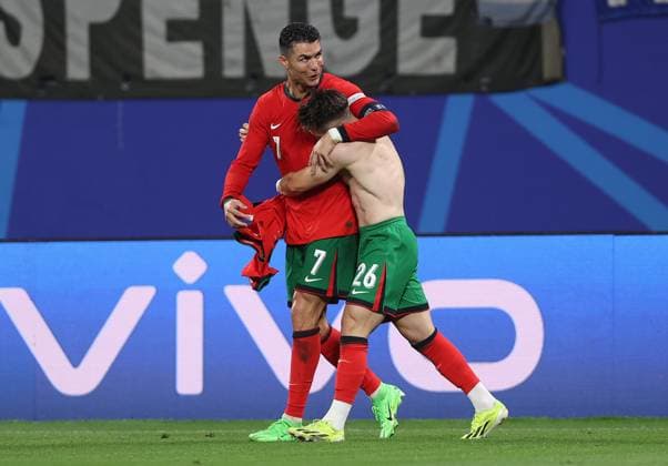 - Portugal v Czech Republic, UEFA EURO, EM, Europameisterschaft,Fussball 2024, Group Stage, Group F, Football Stadium Leipzig, RedBull Arena, Leipzig, Germany - 18th June 2024. GOAL 2-1, Francisco Conceicao of Portugal & Porto goal celebration with Cristiano Ronaldo of Portugal & Al-Nassr. - Portugal v Czech Republic, UEFA Euro 2024, Group Stage, Group F, Football Stadium Leipzig, RedBull Arena, Leipzig, Germany - 18th June 2024. Leipzig, Football Stadium Leipzig RedBull Arena Germany Copyright: xDanxWeirx CP_Portugal_Czechia_219