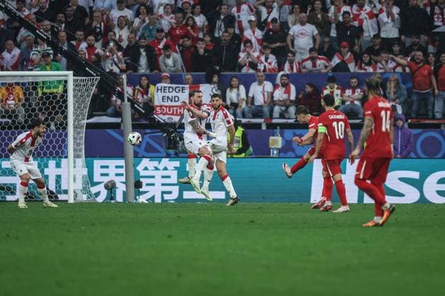 (240619) -- DORTMUND, June 19, 2024 -- Arda Guler (3rd R) of Turkiye shoots to score during the UEFA EURO, EM, Europameisterschaft,Fussball 2024 Group F match between Turkiye and Georgia in Dortmund, Germany on June 18, 2024. ) (SP)GERMANY-DORTMUND-FOOTBALL-EURO 2024-T?RKIYE VS GEORGIA PanxYulong 