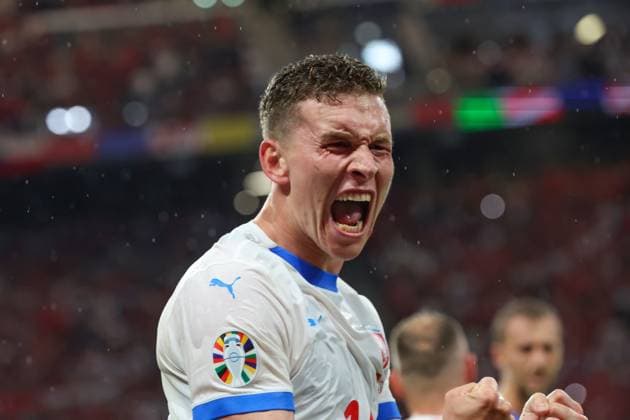 (240619) -- LEIPZIG, June 19, 2024 -- Lukas Provod of the Czech Republic celebrates scoring during the UEFA EURO, EM, Europameisterschaft,Fussball 2024 Group F match between Portugal and the Czech Republic in Leipzig, Germany on June 18, 2024. ) (SP)GERMANY-LEIPZIG-FOOTBALL-EURO2024-PORTUGAL VS THE CZECH REPUBLIC ZhangxFan 