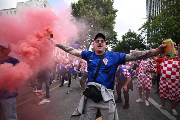 PXL_Hamburg football fans Football fans enjoy atmosphere in Hamburg, Germany on 19. June 2024. before UEFA EURO, EM, Europameisterschaft,Fussball 2024 match Croatia - Albania. MarkoxLukunic PIXSELL