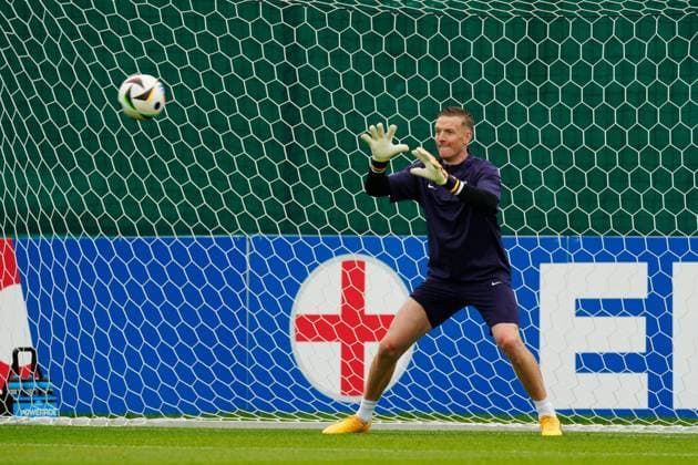 Jordan Pickford of England England Training Session, UEFA European Championship, EM, Europameisterschaft 2024, Group C, Football, Spa & Golf Resort Weimarer Land, Blankenhain, Germany, 19 Jun 2024 EDITORIAL USE ONLY No use with unauthorised audio, video, data, fixture lists, club league logos or live services. Online in-match use limited to 120 images, no video emulation. No use in betting, games or single club league player publications.  Copyright: xDavexShopland Shutterstockx 14546613c