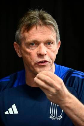 Belgium Media Activities - UEFA EURO, EM, Europameisterschaft,Fussball 2024 19 06 2024 FREIBERG AM NECKA, GERMANY - JUNE 19 : Vercauteren Franky technical director of Belgium talking to the press during a press conference, PK, Pressekonferenz of the Belgian Red Devils at the UEFA EURO 2024 European Football Championship tournament on June 19, 2024 in Freiberg am Necka, Germany, 19 06 2024 Freiberg am Necka Germany  Copyright: xVincentxKalutx