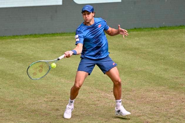 Luciano Darderi ITA 19 06 2024 Tennis Terra Wortmann Open, ATP World Tour 500, , OWL ARENA, Halle Westfalen , NRW Germany Copyright: xpepphotox xPeterxEppingerx pep00321, pep_20240619_hm