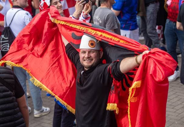 Football, men, season 2023 24, Euro 2024 Group B 2 matchday in Hamburg, Croatia Albania, Albanian fans celebrate in front of the stadium, 19 06 2024, Copyright: xSebastianxRäppold MatthiasxKochx